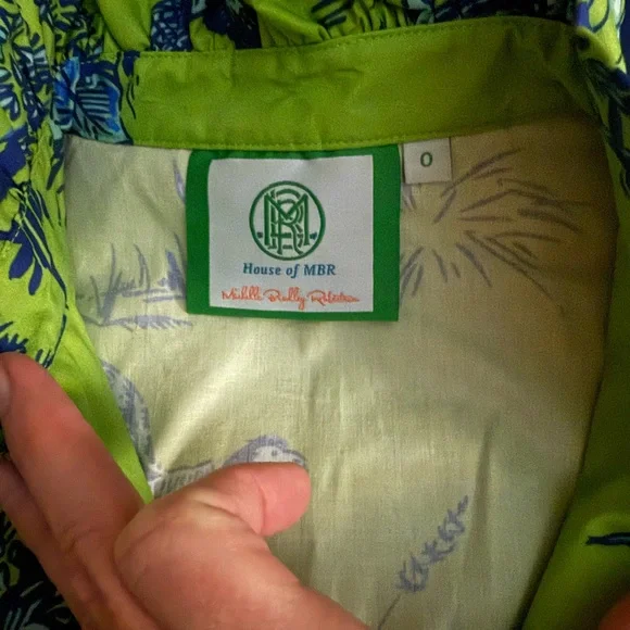 House of MBR size 0 Green Ruffled Collar Printed Blouse - Picture 3 of 5